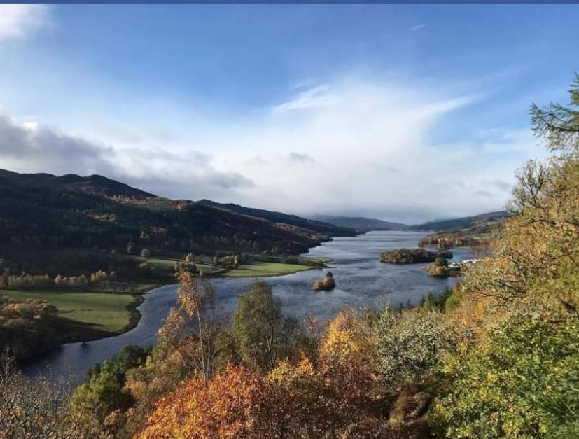 Tummel Valley Holiday Park Tummel Bridge Екстериор снимка