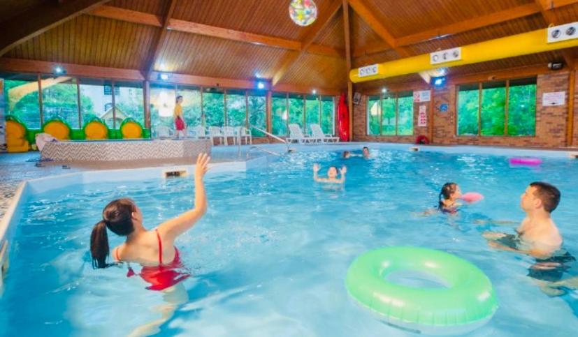 Tummel Valley Holiday Park Tummel Bridge Екстериор снимка